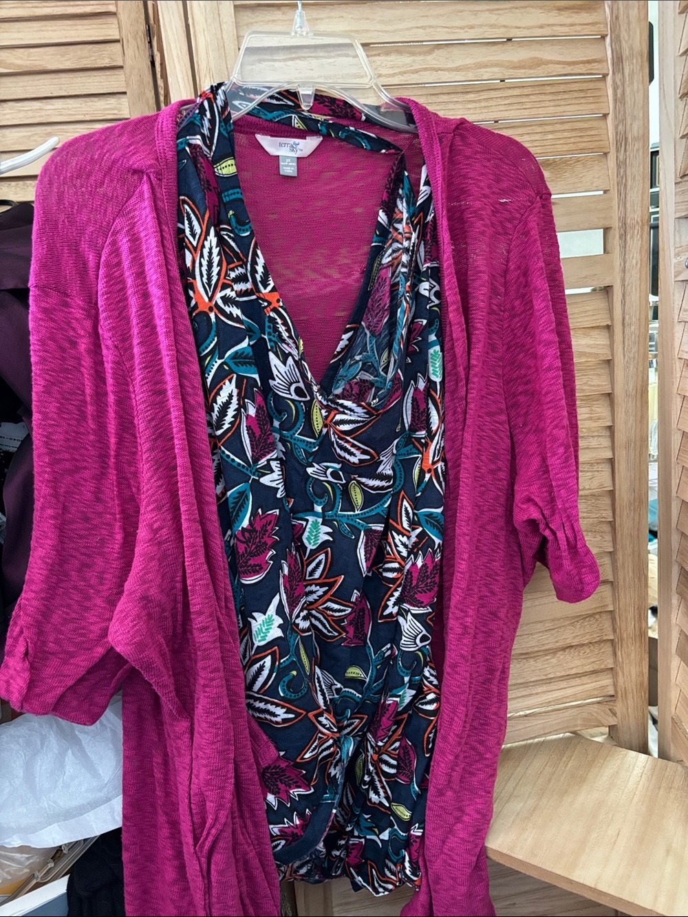 Terra & Sky Magenta Open-Front Cardigan with Printed Shell 3X